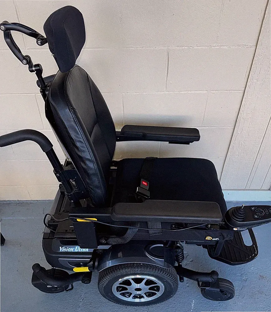 Merits Vision Ultra P325 Electric Wheelchair Joystick Adjustable Footrests 300lb