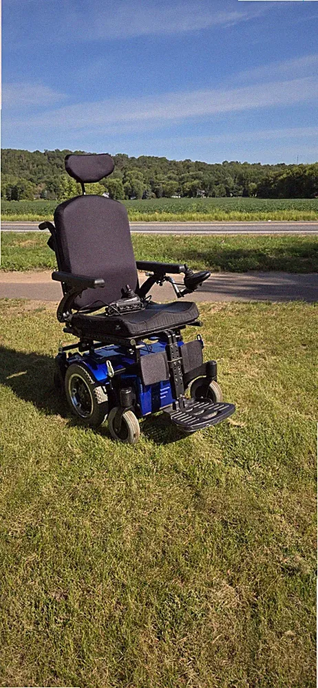 Quickie Pulse 6 Power Wheelchair